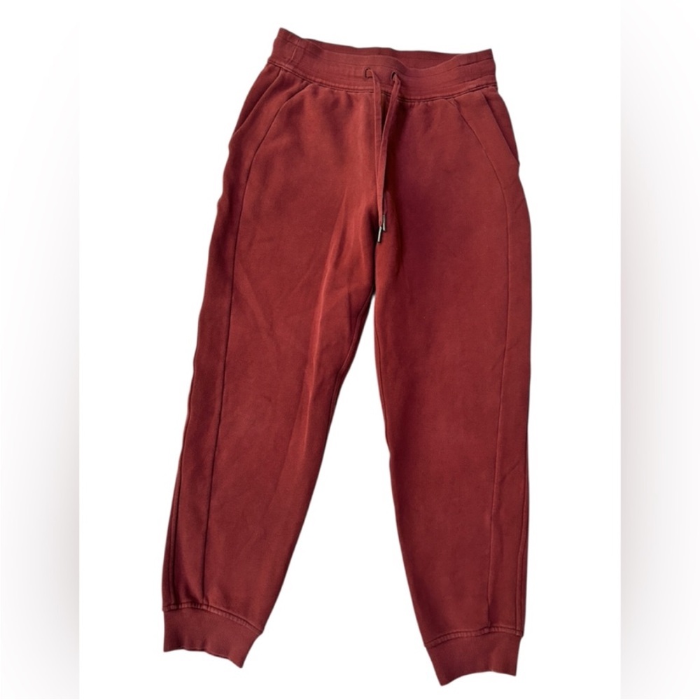 Lululemon Scuba Joggers 🍋